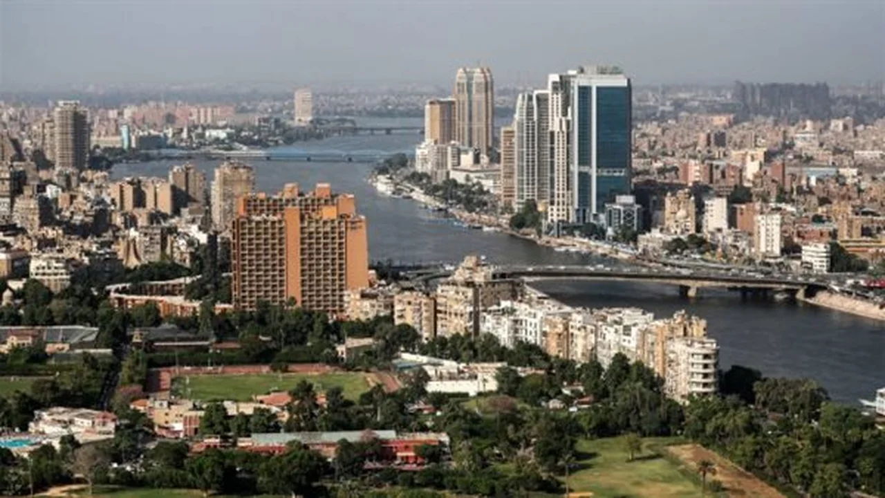 الأرصاد الجوية تحذر من طقس متقلب وشبورة كثيفة يوم الثلاثاء 17 مارس